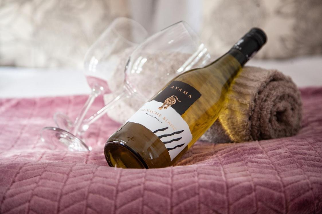 Ayama Wine Farm - Manor House Bed & Breakfast Wellington Bagian luar foto