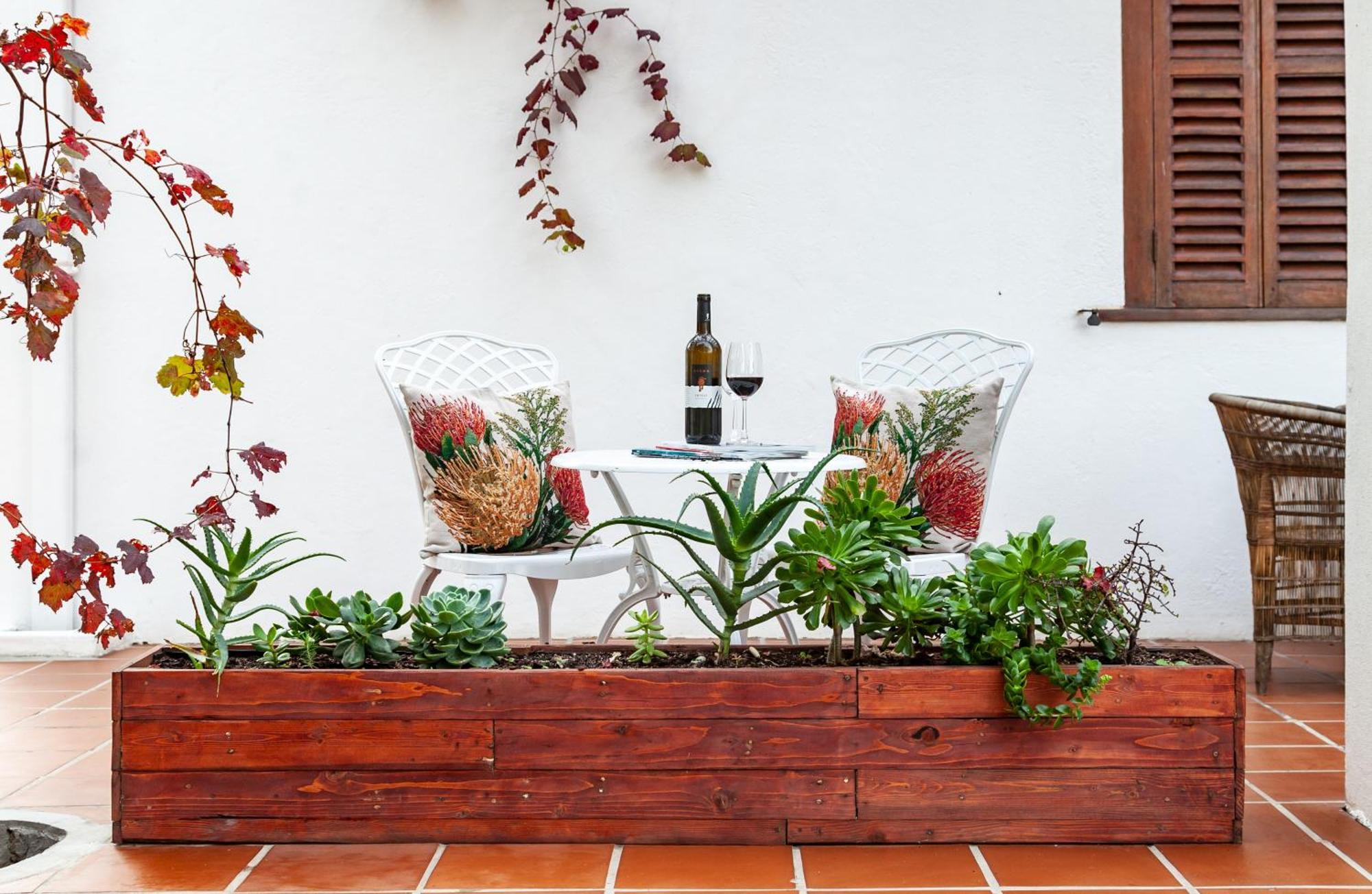 Ayama Wine Farm - Manor House Bed & Breakfast Wellington Bagian luar foto